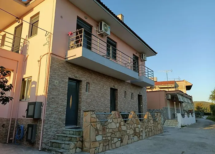 Anna Apartments
